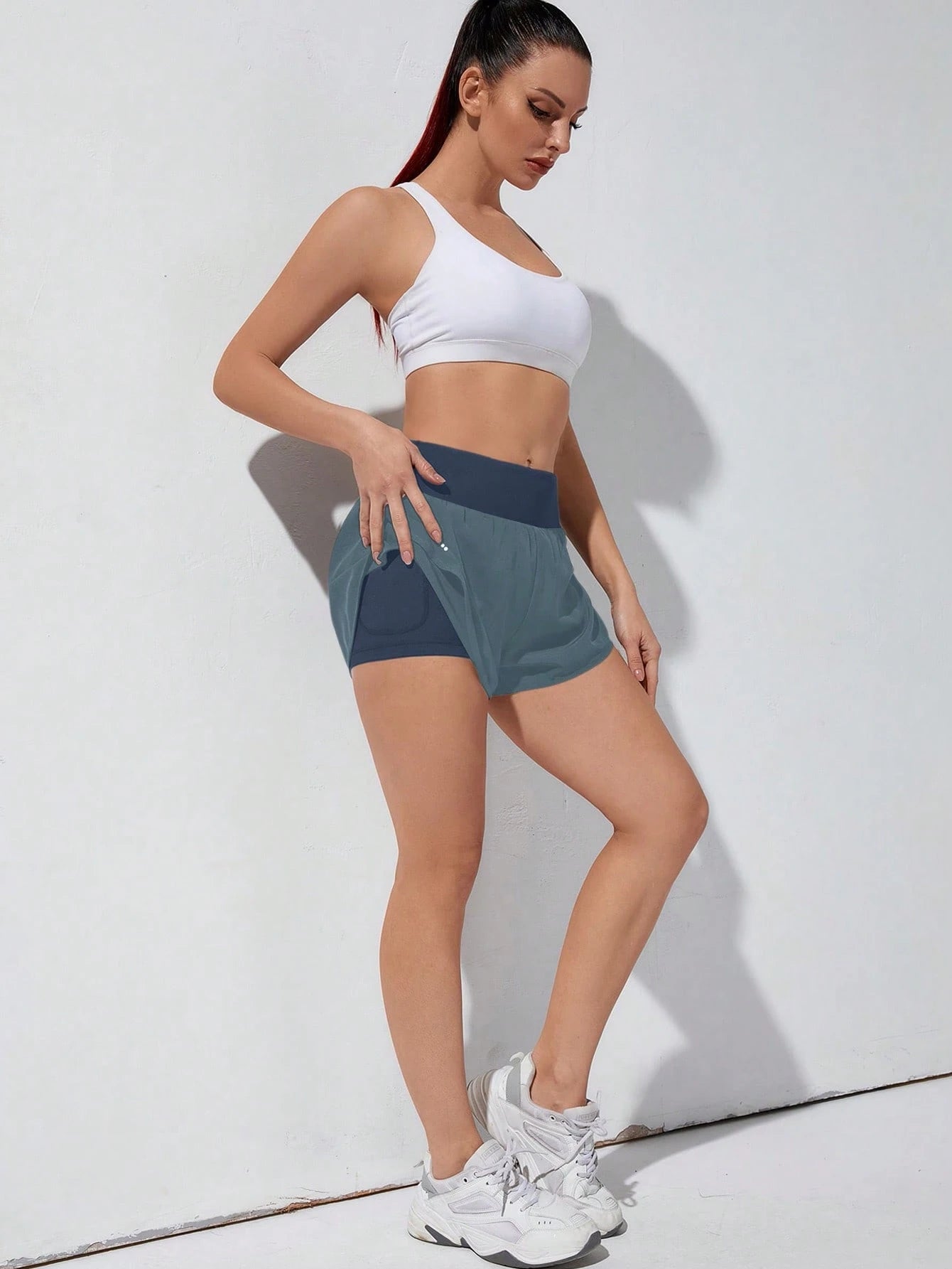 Gameset SHEIN Sport Shorts Esportivos com Bolso de Celular 2 em 1, Shorts Elásticos