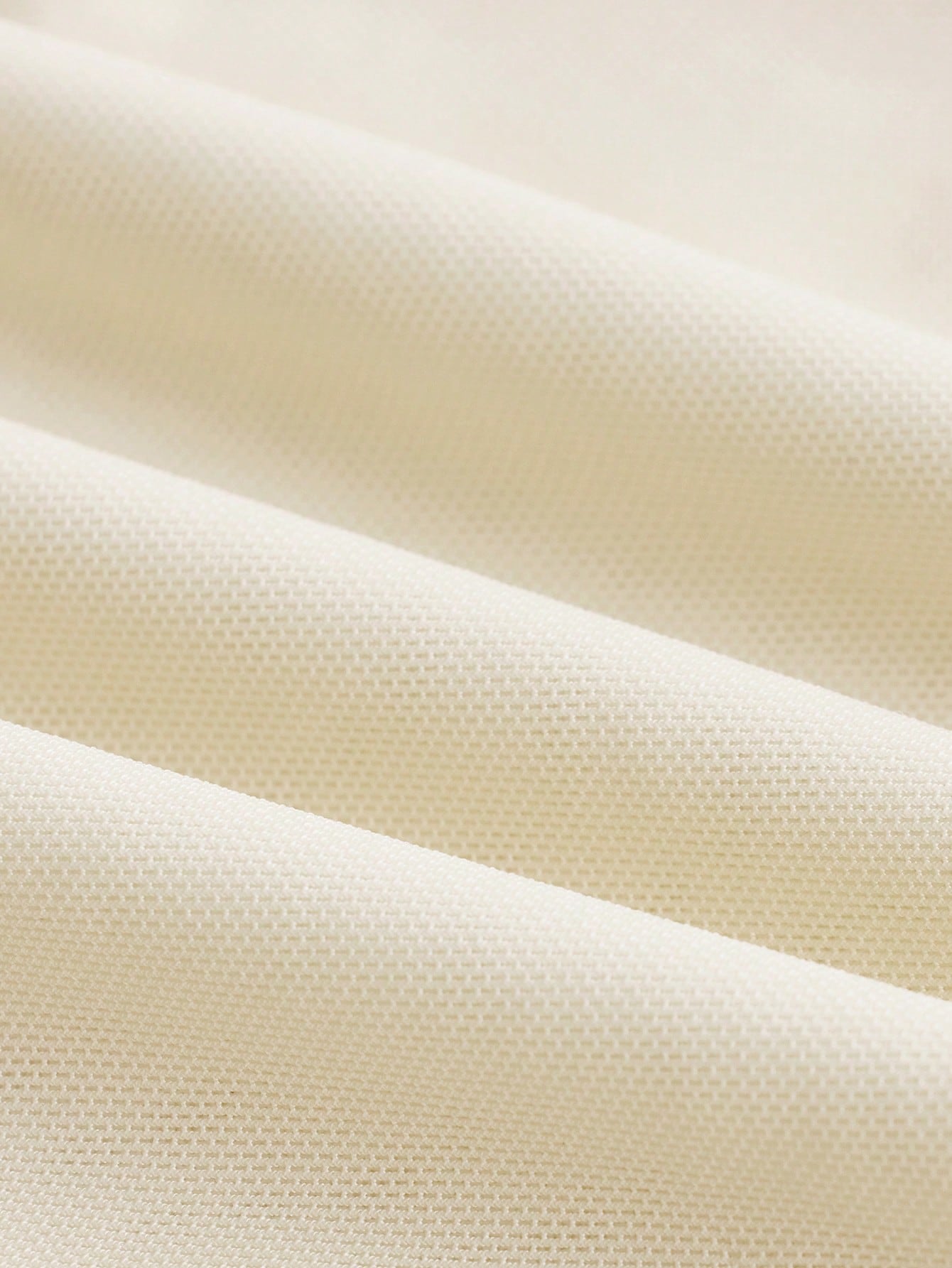 Saia com Fenda e Detalhe Franzido