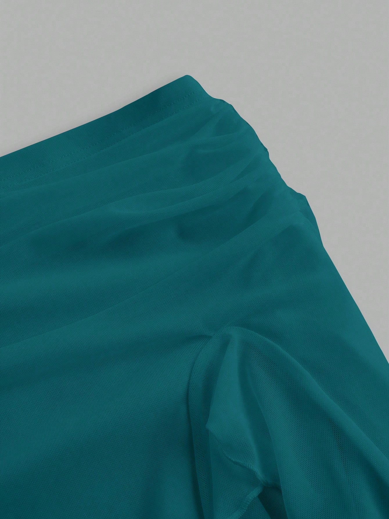 Saia com Fenda e Detalhe Franzido