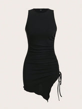 Vestido Longo com Fenda Ajustável