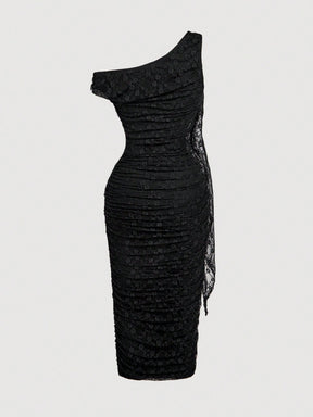 Vestido Midi de Decote Único e Detalhe Drapeado