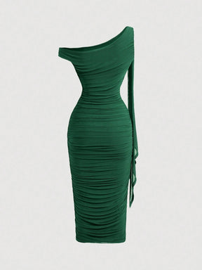 Vestido Midi de Decote Único e Detalhe Drapeado